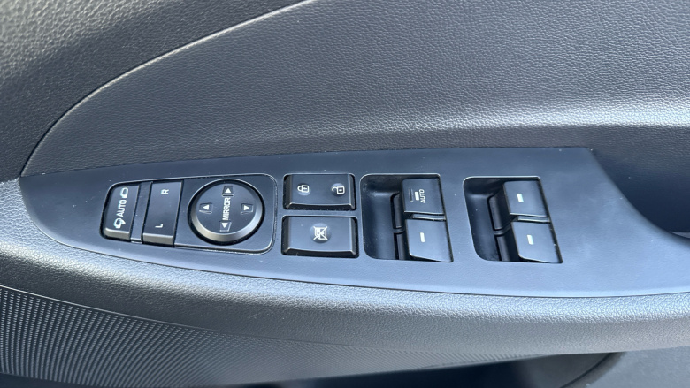 Hyundai Tucson 1.7 CRDi Blue Drive Sport Edition 5dr 2WD DCT Diesel Estate